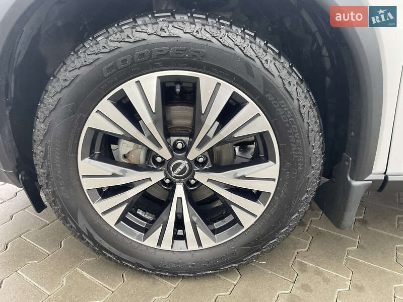 Позашляховик / Кросовер Nissan Rogue 2021 в Вінниці