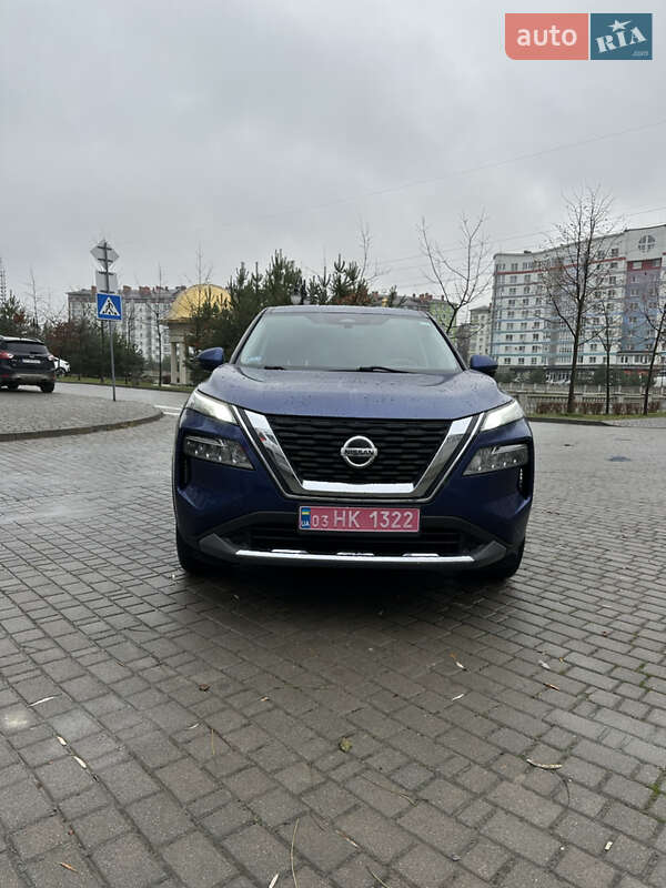 Внедорожник / Кроссовер Nissan Rogue 2021 в Ивано-Франковске