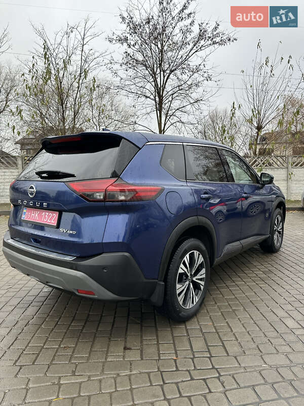 Внедорожник / Кроссовер Nissan Rogue 2021 в Ивано-Франковске