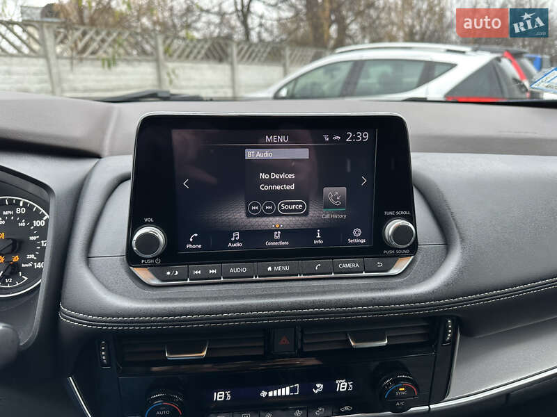 Внедорожник / Кроссовер Nissan Rogue 2021 в Ивано-Франковске