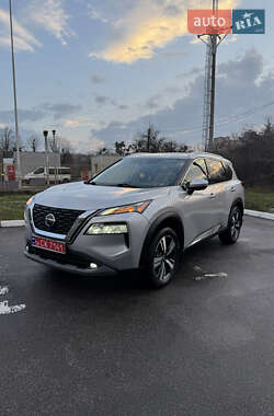 Позашляховик / Кросовер Nissan Rogue 2021 в Харкові