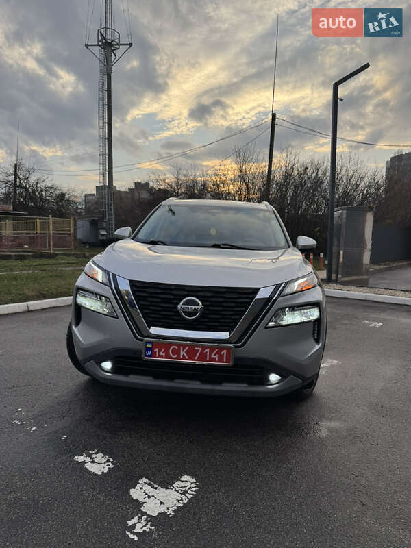 Внедорожник / Кроссовер Nissan Rogue 2021 в Харькове