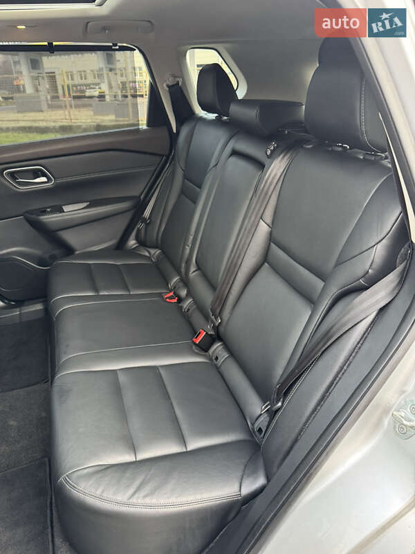 Внедорожник / Кроссовер Nissan Rogue 2021 в Харькове