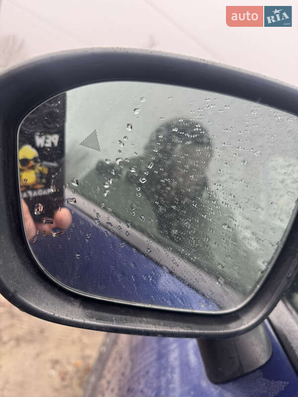 Внедорожник / Кроссовер Nissan Rogue 2021 в Киеве