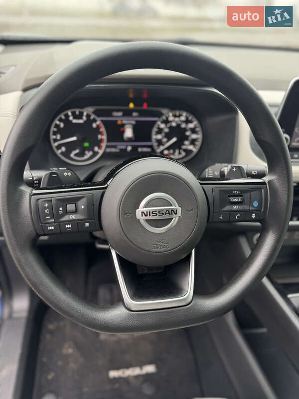 Внедорожник / Кроссовер Nissan Rogue 2021 в Киеве