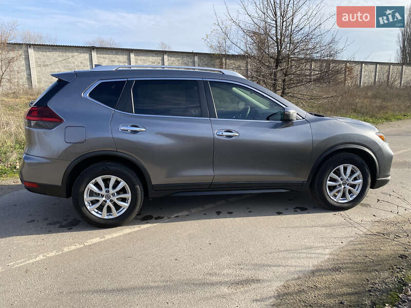 Внедорожник / Кроссовер Nissan Rogue 2020 в Кременчуге