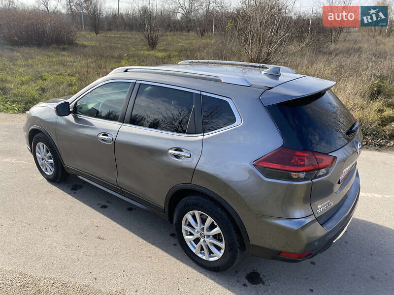 Внедорожник / Кроссовер Nissan Rogue 2020 в Кременчуге