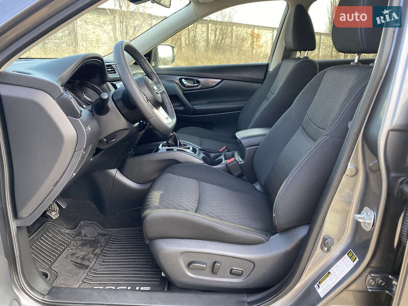 Внедорожник / Кроссовер Nissan Rogue 2020 в Кременчуге