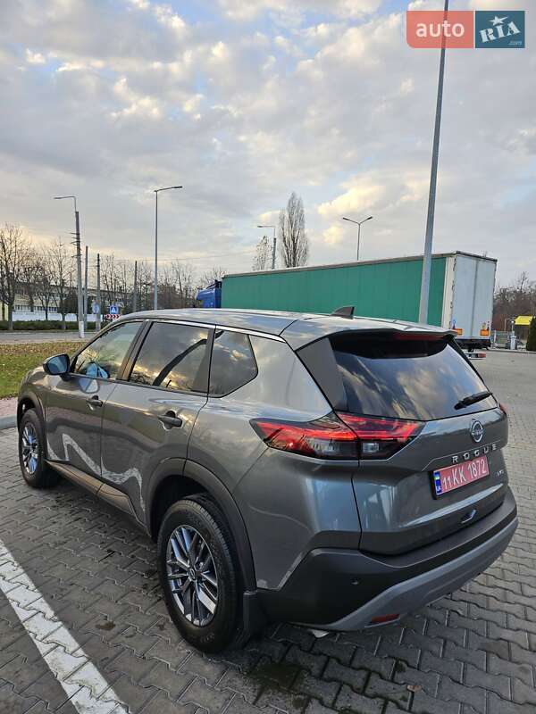 Внедорожник / Кроссовер Nissan Rogue 2023 в Кременчуге