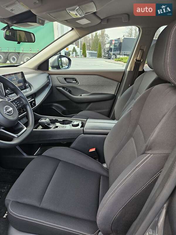 Внедорожник / Кроссовер Nissan Rogue 2023 в Кременчуге