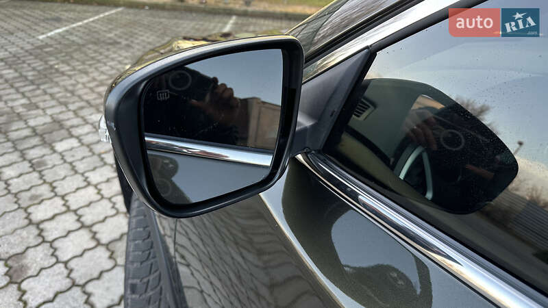 Позашляховик / Кросовер Nissan Rogue 2016 в Павлограді