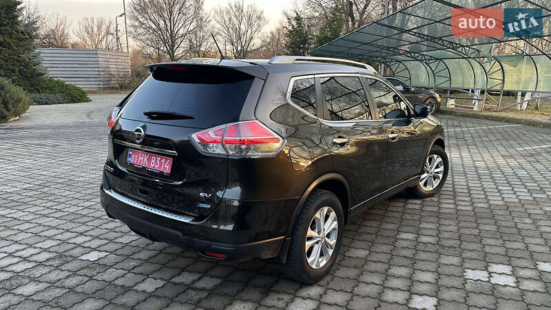 Позашляховик / Кросовер Nissan Rogue 2016 в Павлограді