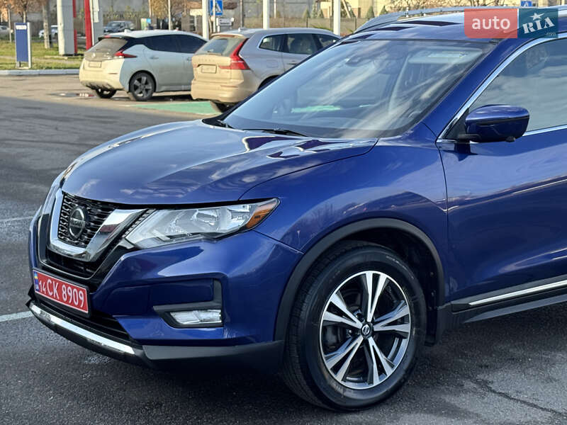 Внедорожник / Кроссовер Nissan Rogue 2018 в Полтаве