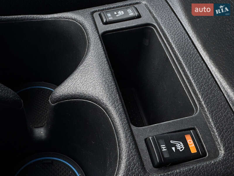 Внедорожник / Кроссовер Nissan Rogue 2018 в Полтаве