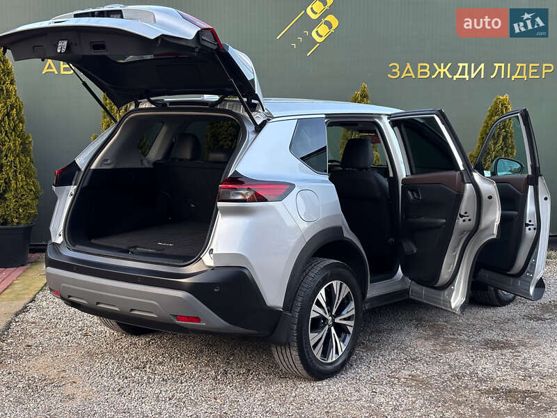 Позашляховик / Кросовер Nissan Rogue 2021 в Одесі