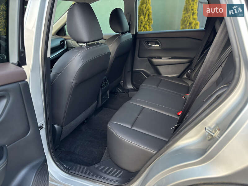 Позашляховик / Кросовер Nissan Rogue 2021 в Одесі