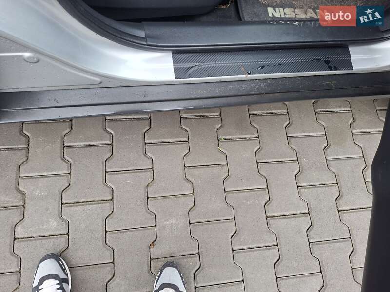 Внедорожник / Кроссовер Nissan Rogue 2015 в Врадиевке