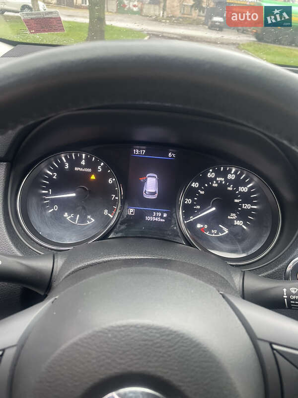 Внедорожник / Кроссовер Nissan Rogue 2018 в Ромнах