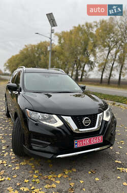 Внедорожник / Кроссовер Nissan Rogue 2019 в Ромнах