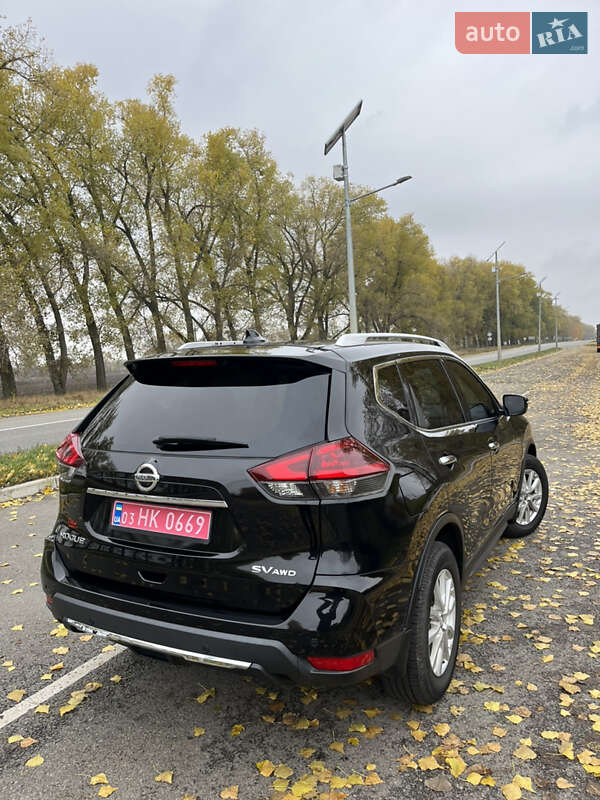 Внедорожник / Кроссовер Nissan Rogue 2019 в Ромнах