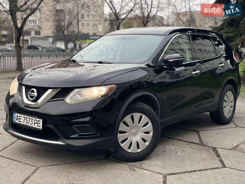 Внедорожник / Кроссовер Nissan Rogue 2015 в Днепре