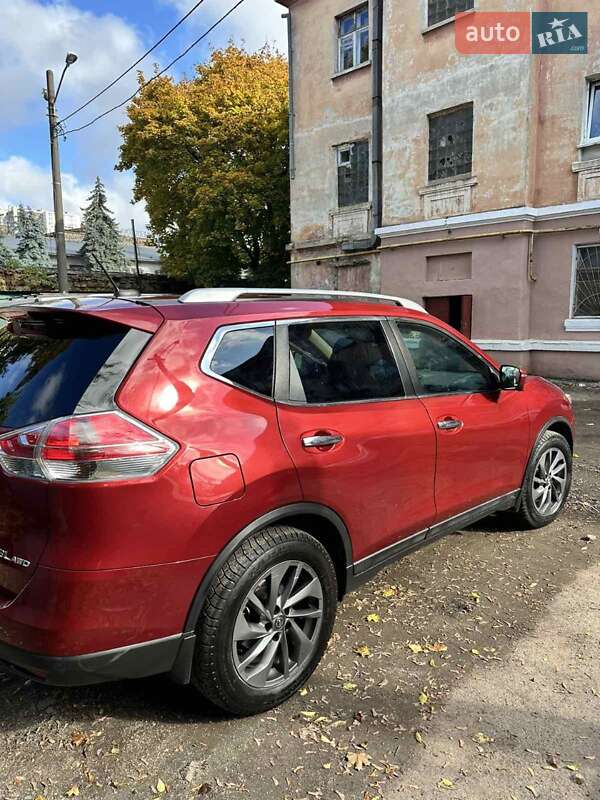 Внедорожник / Кроссовер Nissan Rogue 2016 в Одессе