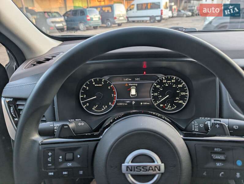 Внедорожник / Кроссовер Nissan Rogue 2021 в Ровно