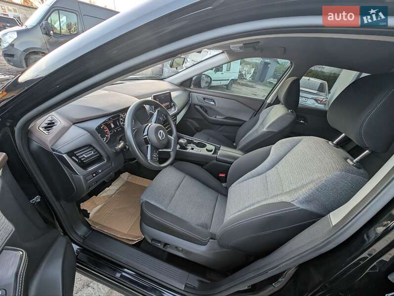 Внедорожник / Кроссовер Nissan Rogue 2021 в Ровно