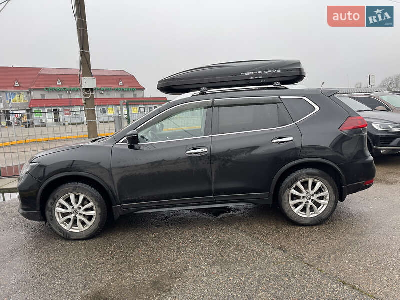 Внедорожник / Кроссовер Nissan Rogue 2018 в Киеве