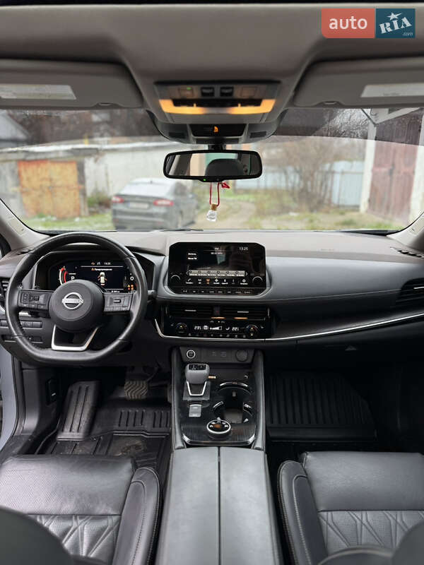 Позашляховик / Кросовер Nissan Rogue 2020 в Славуті