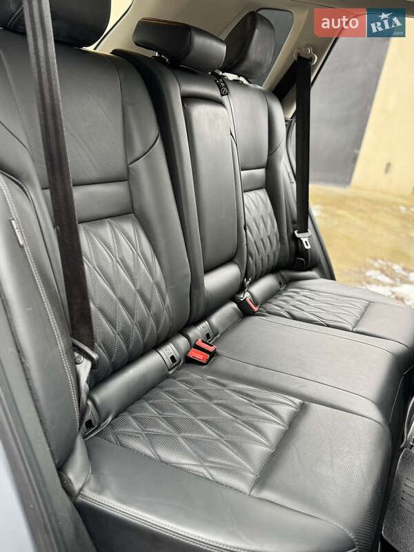 Позашляховик / Кросовер Nissan Rogue 2020 в Славуті