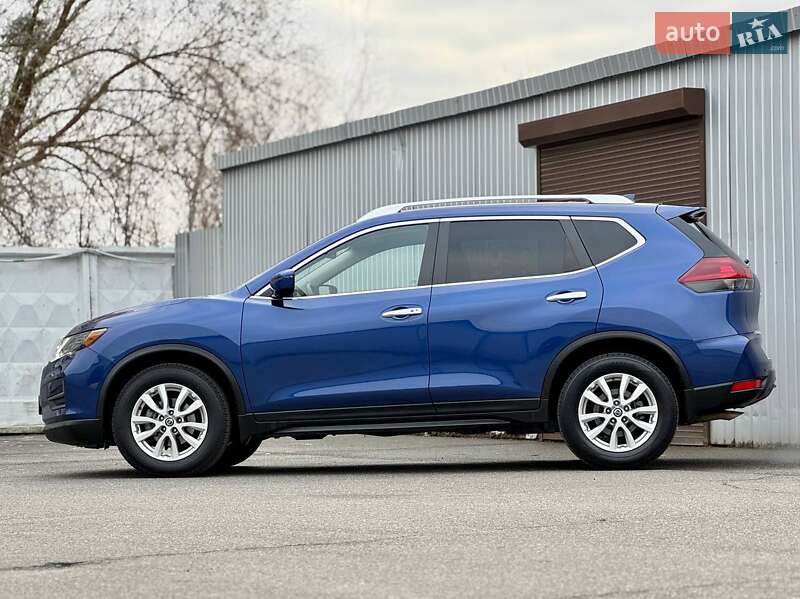Внедорожник / Кроссовер Nissan Rogue 2019 в Киеве