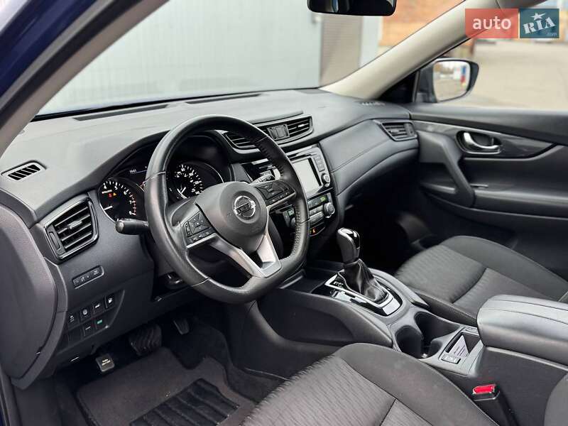 Внедорожник / Кроссовер Nissan Rogue 2019 в Киеве