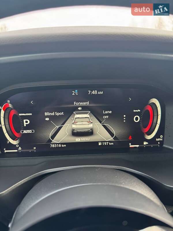 Внедорожник / Кроссовер Nissan Rogue 2021 в Киеве