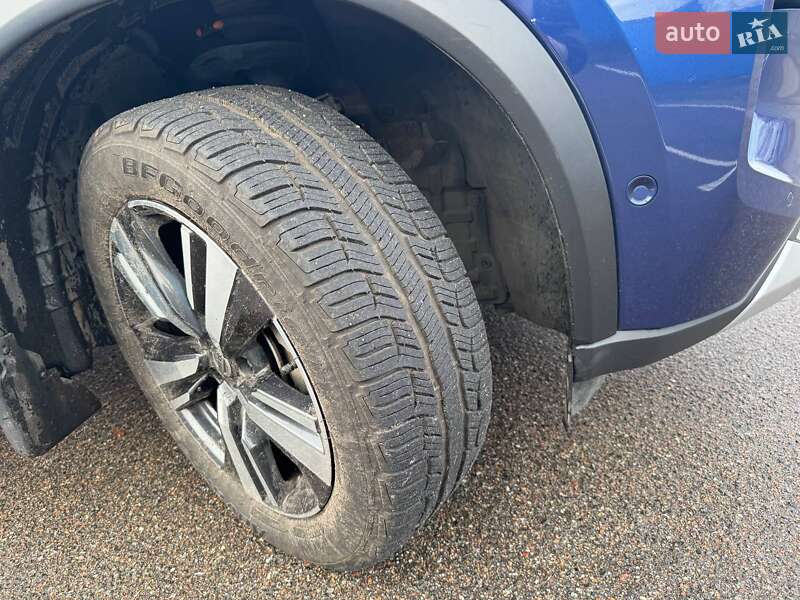 Внедорожник / Кроссовер Nissan Rogue 2021 в Киеве