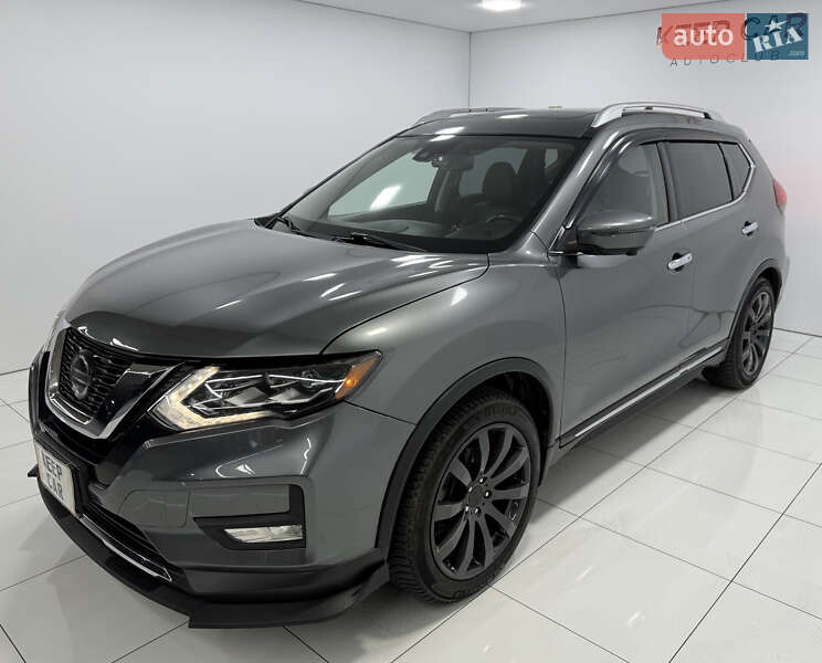 Внедорожник / Кроссовер Nissan Rogue 2018 в Одессе