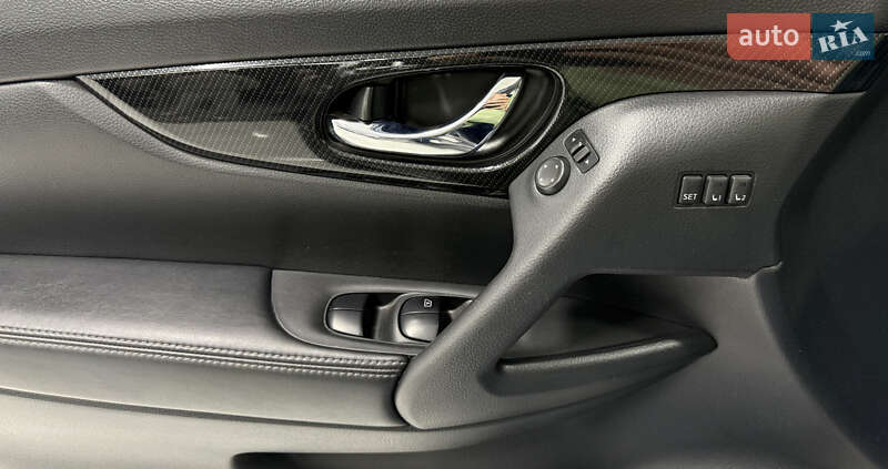 Внедорожник / Кроссовер Nissan Rogue 2018 в Одессе