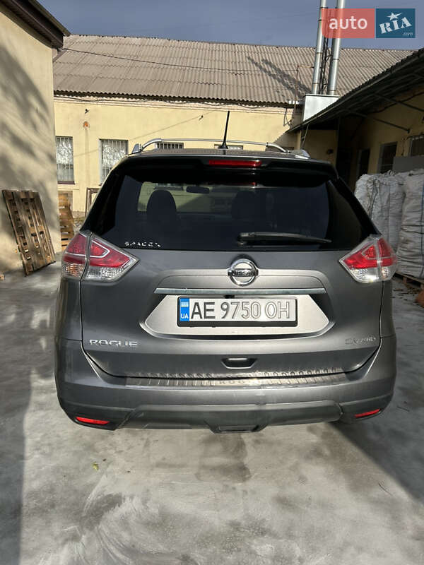 Внедорожник / Кроссовер Nissan Rogue 2014 в Днепре