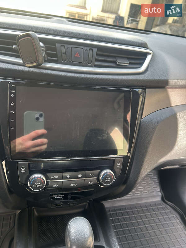 Внедорожник / Кроссовер Nissan Rogue 2014 в Днепре