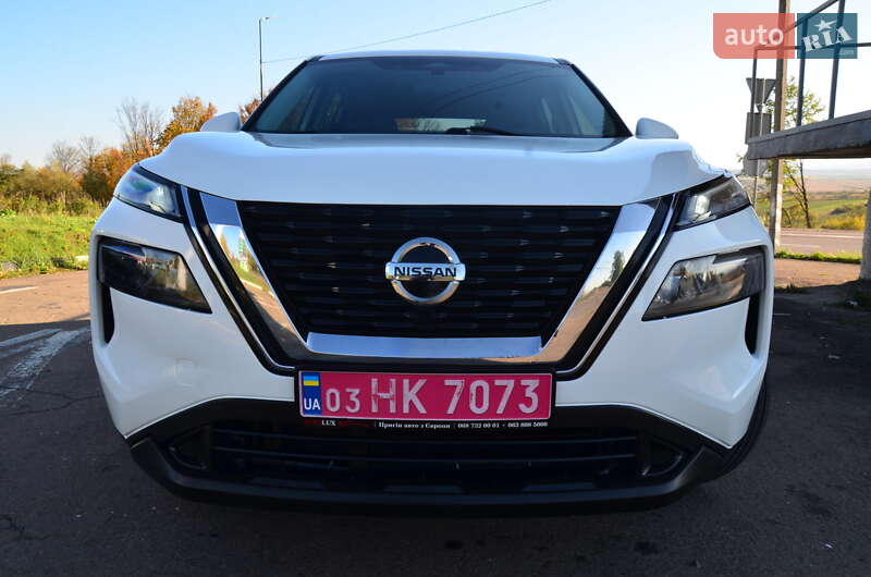 Внедорожник / Кроссовер Nissan Rogue 2021 в Дрогобыче