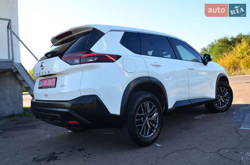 Внедорожник / Кроссовер Nissan Rogue 2021 в Дрогобыче