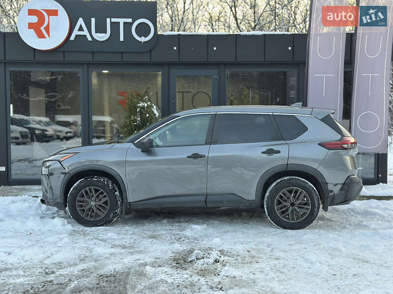 Позашляховик / Кросовер Nissan Rogue 2021 в Львові