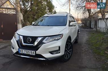 Внедорожник / Кроссовер Nissan Rogue 2017 в Днепре