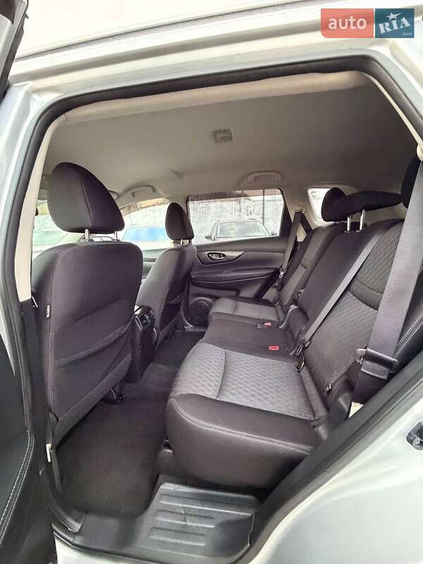 Позашляховик / Кросовер Nissan Rogue 2018 в Вінниці