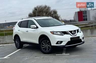 Внедорожник / Кроссовер Nissan Rogue 2016 в Киеве