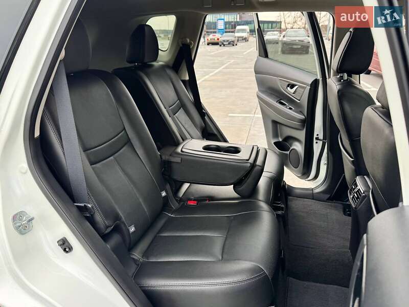 Внедорожник / Кроссовер Nissan Rogue 2016 в Киеве фото 23 Внедорожник / Кроссовер Nissan Rogue 2016 в Киеве