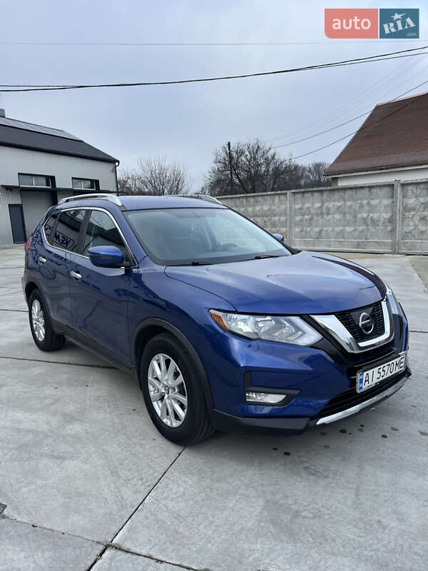 Внедорожник / Кроссовер Nissan Rogue 2017 в Белой Церкви