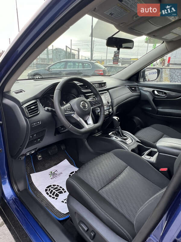 Внедорожник / Кроссовер Nissan Rogue 2017 в Белой Церкви