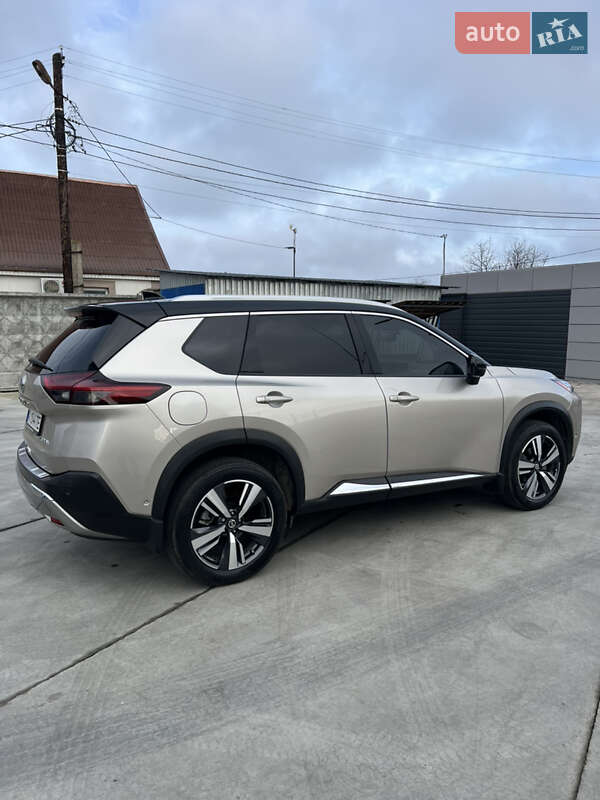 Внедорожник / Кроссовер Nissan Rogue 2021 в Белой Церкви