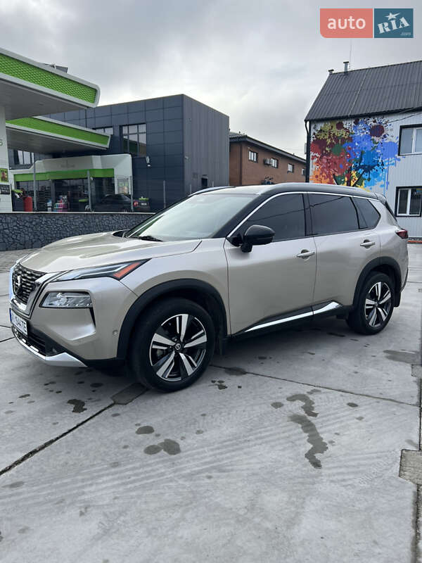 Внедорожник / Кроссовер Nissan Rogue 2021 в Белой Церкви